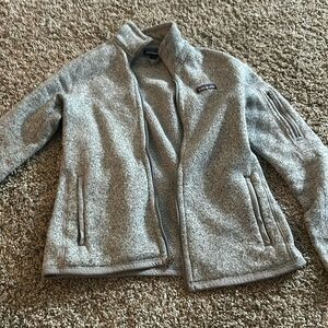 Patagonia Woman’s better sweater